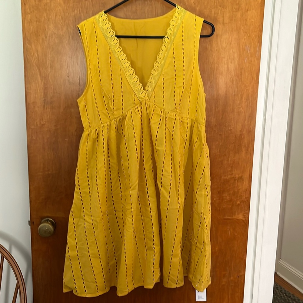 Cupshe pull on lined dress/ coverup.  Size L
